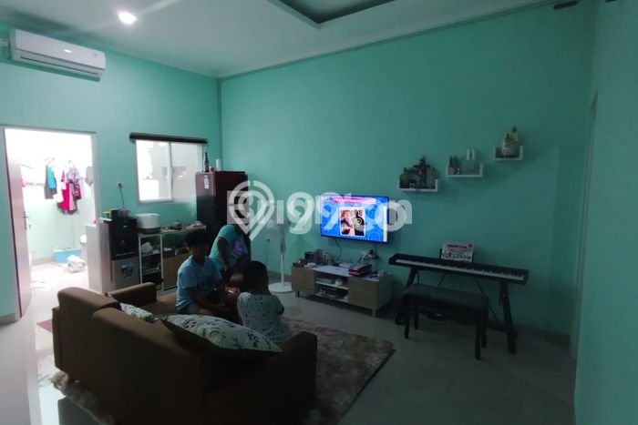 Rumah Strategis Modern Lb 63m2 di Serpong Utara, Tangerang Selatan Rumah Strategis Modern Lb 63m2 di Serpong Utara, Tangerang Selatan