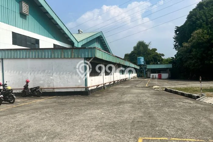 Lokasi Strategis! Dijual Gudang Bisnis di Klari, Karawang Kondisi Bagus Lokasi Strategis! Dijual Gudang Bisnis di Klari, Karawang Kondisi Bagus