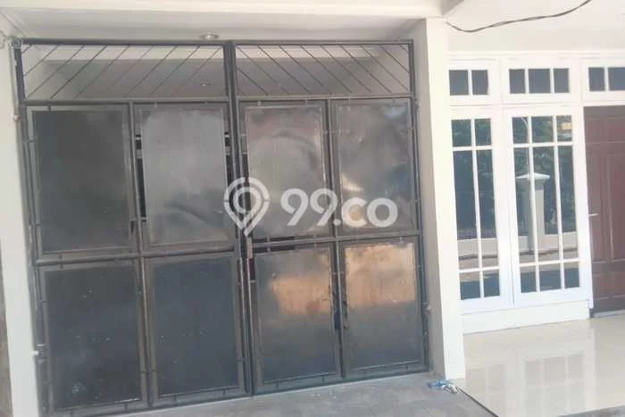 Rumah Bagus Siap Huni Di Rungkut Luas 225m2 Aman Rumah Bagus Siap Huni Di Rungkut Luas 225m2 Aman