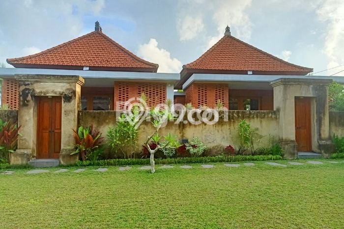 Vila Strategis Kawasan , Luas 580m2m², Harganya Bersaing Vila Strategis Kawasan , Luas 580m2m², Harganya Bersaing