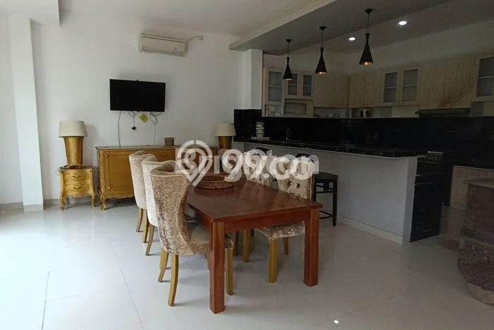 BEST RENT! Vila Kawasan , Area 288m2m², Kawasan Nyaman BEST RENT! Vila Kawasan , Area 288m2m², Kawasan Nyaman
