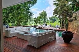 Rumah Elit LB 450m2 Siap Pakai Desain Elegan di Kerobokan, Badung Rumah Elit LB 450m2 Siap Pakai Desain Elegan di Kerobokan, Badung