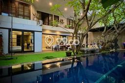 Hunian Mewah LB 400m2 Siap Pakai Desain Elegan di Renon, Denpasar Hunian Mewah LB 400m2 Siap Pakai Desain Elegan di Renon, Denpasar