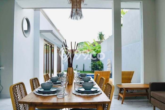 Hunian Kondisi Baik Disewakan di canggu, Badung LT 175m2, LB 150m2 Hunian Kondisi Baik Disewakan di canggu, Badung LT 175m2, LB 150m2