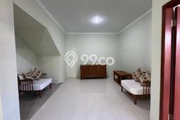 Disewakan! Rumah 3 Kamar Tidur &
2 Kamar Mandi di Sanur, Denpasar Disewakan! Rumah 3 Kamar Tidur &
2 Kamar Mandi di Sanur, Denpasar