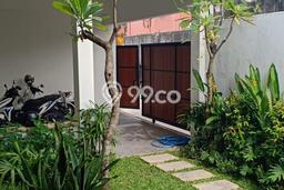 Disewakan Rumah Murah di Sanur Denpasar dengan 3 Kamar Tidur Disewakan Rumah Murah di Sanur Denpasar dengan 3 Kamar Tidur