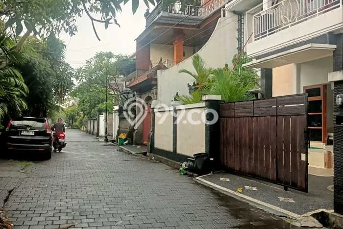 Rumah Luxury Modern Tanpa Renovasi di Kesiman Denpasar Rumah Luxury Modern Tanpa Renovasi di Kesiman Denpasar
