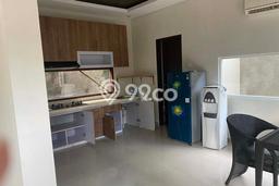 Disewakan! Rumah 3 Kamar Tidur &
4 Kamar Mandi di Legian, Badung Disewakan! Rumah 3 Kamar Tidur &
4 Kamar Mandi di Legian, Badung