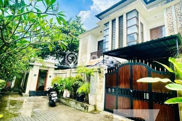 Jarang Ada! Rumah Sewa 3 Kamar Nyaman Siap Huni Sanur Jarang Ada! Rumah Sewa 3 Kamar Nyaman Siap Huni Sanur