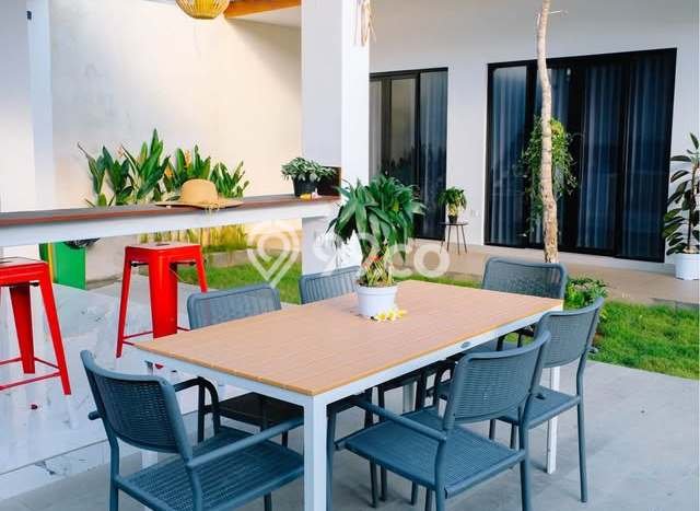 Hunian Modern dengan LT 900m2 & LB 500m2 Dikontrakkan di Pesanggaran Hunian Modern dengan LT 900m2 & LB 500m2 Dikontrakkan di Pesanggaran