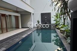 Rumah di Pondok Indah, Akses ke Fasilitas, LT 500m² Rumah di Pondok Indah, Akses ke Fasilitas, LT 500m²