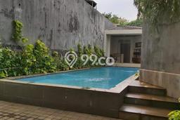HUNIAN IMPIAN! Rumah di Simprug, 5 KM, Bebas Banjir, Luas 500m² Bangunan 500m² HUNIAN IMPIAN! Rumah di Simprug, 5 KM, Bebas Banjir, Luas 500m² Bangunan 500m²