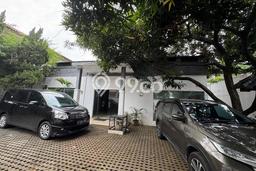 Rumah Mewah Akses Strategis di Jakarta Selatan Rumah Mewah Akses Strategis di Jakarta Selatan