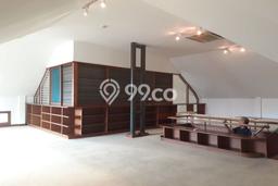 Hunian Modern Untuk Disewakan di Pondok Indah Jakarta Selatan 4 KT & 4 KM Hunian Modern Untuk Disewakan di Pondok Indah Jakarta Selatan 4 KT & 4 KM