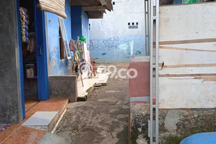 Komersial Dijual di Pamulang Tangerang Selatan dengan Luas Bangunan 96m2 Komersial Dijual di Pamulang Tangerang Selatan dengan Luas Bangunan 96m2