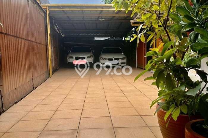 Rumah Elit LB 270m2 Siap Huni Desain Elegan di Leuwinanggung, Bogor Rumah Elit LB 270m2 Siap Huni Desain Elegan di Leuwinanggung, Bogor