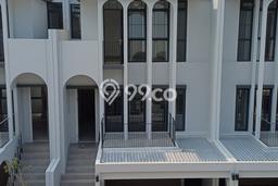 Hunian Mewah LB 165m2 Siap Pakai Desain Elegan di BSD Green Wich, Tangerang Hunian Mewah LB 165m2 Siap Pakai Desain Elegan di BSD Green Wich, Tangerang