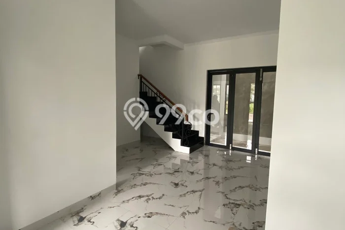 For Sale Rumah 3 Kamar Lokasi Ideal Nyaman dan Strategis di Kramat Jati For Sale Rumah 3 Kamar Lokasi Ideal Nyaman dan Strategis di Kramat Jati