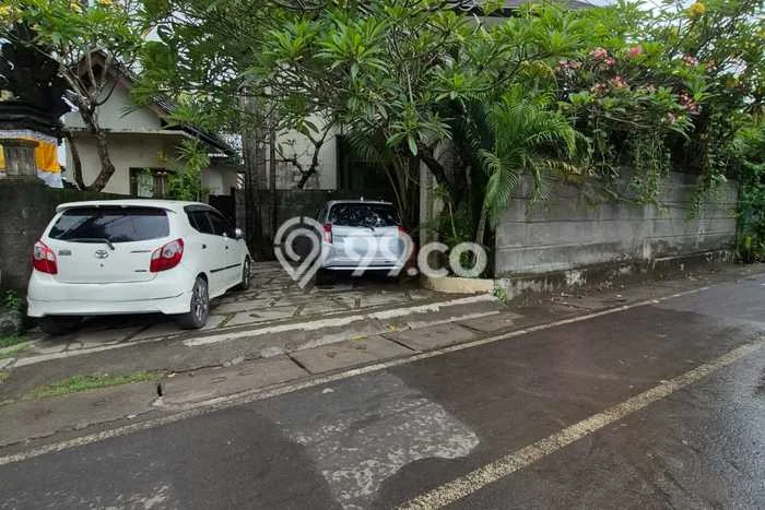 HOT DEAL! Vila di , Luas 580m2m², Lokasi Strategis HOT DEAL! Vila di , Luas 580m2m², Lokasi Strategis