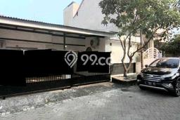 Jual Rumah Eksklusif 4 KT di Surabaya Kota, Surabaya Jual Rumah Eksklusif 4 KT di Surabaya Kota, Surabaya