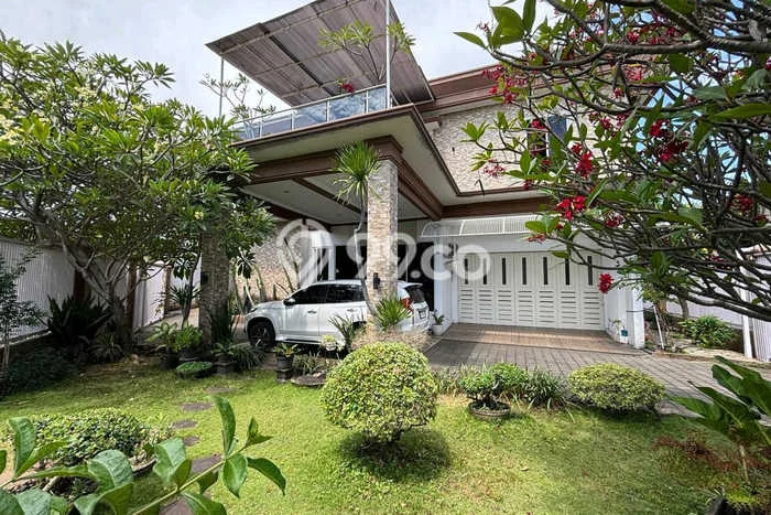 Rumah Elit Modern Siap Huni di Surabaya Kota Surabaya Rumah Elit Modern Siap Huni di Surabaya Kota Surabaya