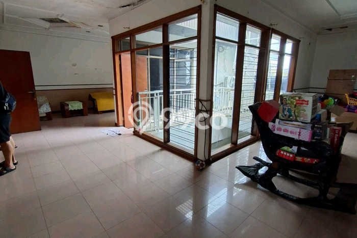 Dijual Rumah Eksklusif 3 KT di Surabaya Kota, Surabaya Dijual Rumah Eksklusif 3 KT di Surabaya Kota, Surabaya