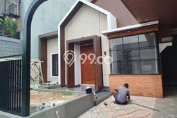 Hunian Elit LB 135m2 Siap Huni Desain Elegan di BSD Kencana Loka, Tangerang Hunian Elit LB 135m2 Siap Huni Desain Elegan di BSD Kencana Loka, Tangerang