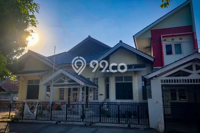 Dijual Rumah Premium dengan Fasilitas Sekitar Komplit di Kejaksan, Cirebon Dijual Rumah Premium dengan Fasilitas Sekitar Komplit di Kejaksan, Cirebon