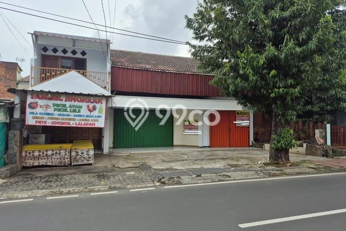 Ruko untuk disewa di Duren Sawit punya LT 90m2 & LB 120m2 harga sewa kompetitif Ruko untuk disewa di Duren Sawit punya LT 90m2 & LB 120m2 harga sewa kompetitif