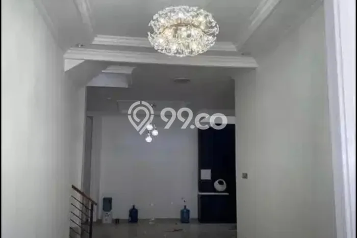Rumah sewa siap huni 5 KT di Rawamangun, Jakarta Timur Rumah sewa siap huni 5 KT di Rawamangun, Jakarta Timur
