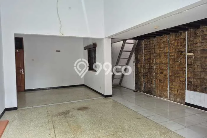 Ruko untuk disewa di Duren Sawit punya LT 90m2 & LB 120m2 harga sewa kompetitif Ruko untuk disewa di Duren Sawit punya LT 90m2 & LB 120m2 harga sewa kompetitif