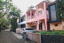 Hunian Elit LB 140m2 Siap Huni Desain Elegan di Bintaro, Jakarta Selatan Hunian Elit LB 140m2 Siap Huni Desain Elegan di Bintaro, Jakarta Selatan