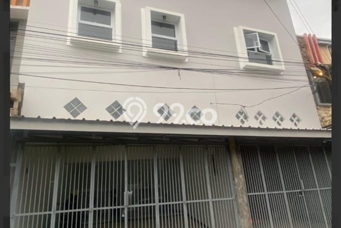 LOKASI PREMIUM! Ruko di Peta, Luas 110m², Akses Mainroad LOKASI PREMIUM! Ruko di Peta, Luas 110m², Akses Mainroad