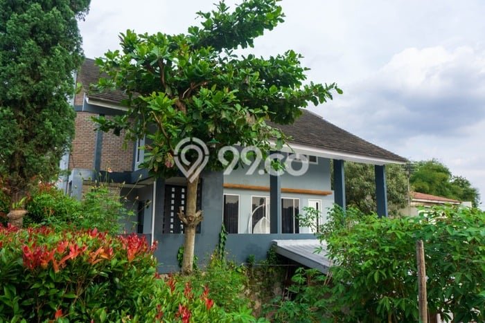 Rumah area Cimenyan, Bandung, Luas 184m2m² Bangunan 187m2m² - INVESTASI TERBAIK! Rumah area Cimenyan, Bandung, Luas 184m2m² Bangunan 187m2m² - INVESTASI TERBAIK!