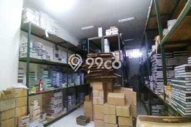 LOKASI PREMIUM! Ruko Kawasan Buah Batu, Luas 330m2m², Mainroad, Area Bisnis LOKASI PREMIUM! Ruko Kawasan Buah Batu, Luas 330m2m², Mainroad, Area Bisnis