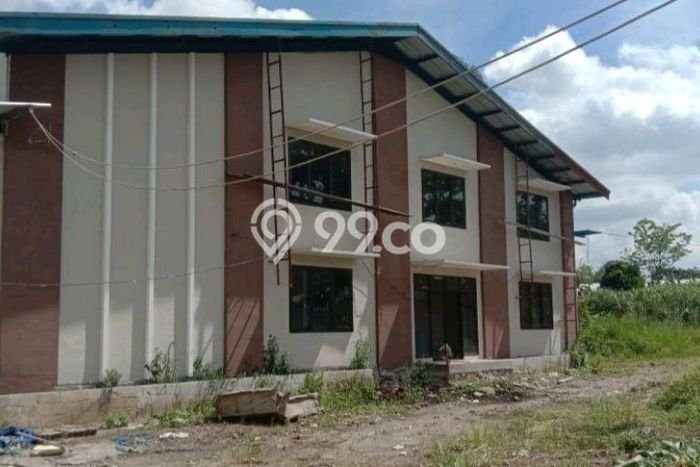 LOKASI PREMIUM! Gudang di Cimahi, Luas 780m², Akses Strategis LOKASI PREMIUM! Gudang di Cimahi, Luas 780m², Akses Strategis