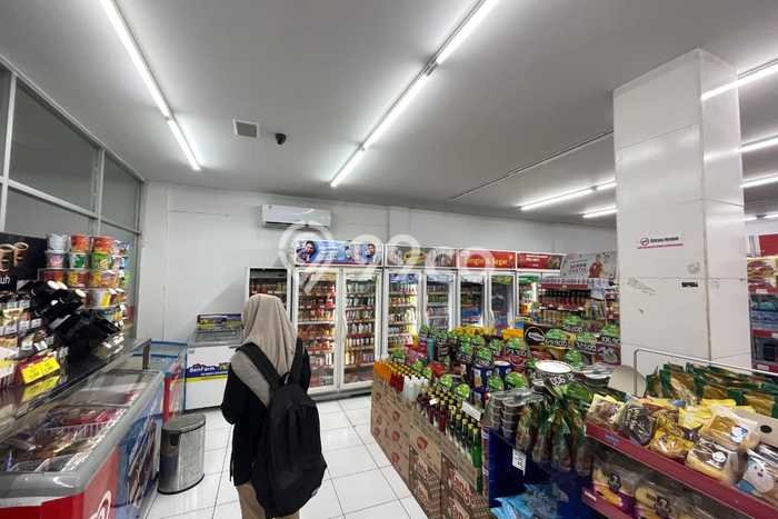 Ruko Paling Dicari LB 664m2 Dijual di Wiyung Ruko Paling Dicari LB 664m2 Dijual di Wiyung