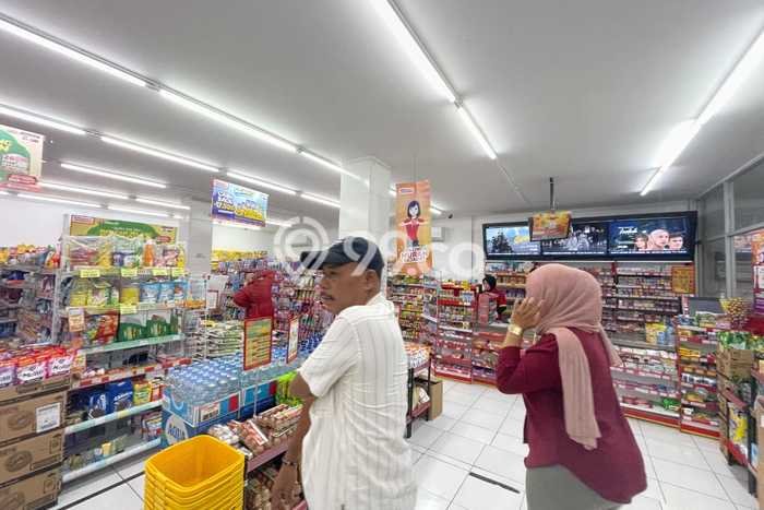 Ruko Paling Dicari LB 664m2 Dijual di Wiyung Ruko Paling Dicari LB 664m2 Dijual di Wiyung