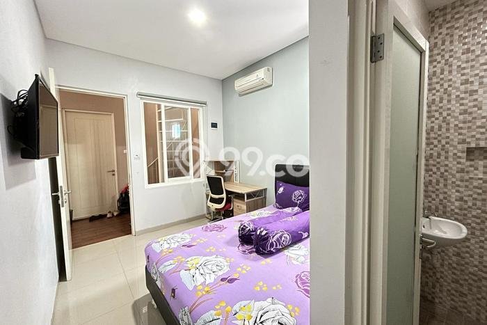 Rumah Kost untuk Dijual di Surabaya Kota Punya 13 Kamar Rumah Kost untuk Dijual di Surabaya Kota Punya 13 Kamar