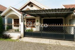 For Sale! Luxury House LT 240m2 Desain Modern di Cimahi For Sale! Luxury House LT 240m2 Desain Modern di Cimahi
