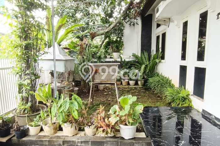 Dijual Rumah Strategis Bagus Punya 5 KT di Antapani Bandung SHM Dijual Rumah Strategis Bagus Punya 5 KT di Antapani Bandung SHM