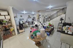 Ready to Use! Luxury House LT 180m2 Desain Elegan di BSD Ready to Use! Luxury House LT 180m2 Desain Elegan di BSD
