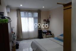 Rumah Modern 5 KT di Villa Melati Mas Tangerang Selatan Semi Furnished Rumah Modern 5 KT di Villa Melati Mas Tangerang Selatan Semi Furnished
