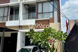 Rumah Modern 3 KT di BSD Tangerang Unfurnished Rumah Modern 3 KT di BSD Tangerang Unfurnished