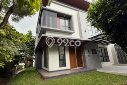 Rumah Elit Modern Tanpa Renovasi di BSD City Tangerang Rumah Elit Modern Tanpa Renovasi di BSD City Tangerang