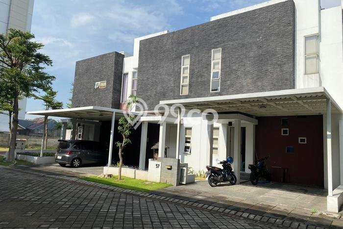 Hunian Mewah Dijual LT 315m2 di Buduran, Sidoarjo Hunian Mewah Dijual LT 315m2 di Buduran, Sidoarjo