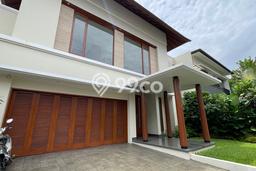 Dijual Rumah Elit Exclusive di Cilandak, Jakarta Selatan Dijual Rumah Elit Exclusive di Cilandak, Jakarta Selatan