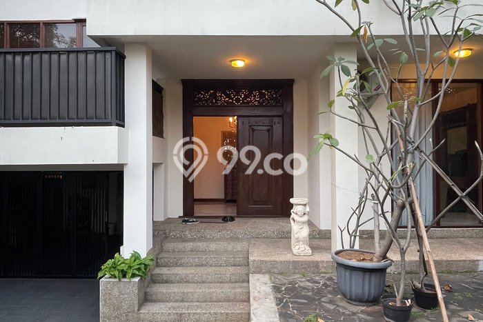 Disewakan! Rumah 4 Kamar Tidur &
4 Kamar Mandi di Kemang, Jakarta Selatan Disewakan! Rumah 4 Kamar Tidur &
4 Kamar Mandi di Kemang, Jakarta Selatan