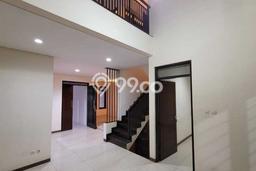 Jual Rumah Siap Huni di Batununggal Bandung Harga Rp 2,75 Juta LT 180m2 Jual Rumah Siap Huni di Batununggal Bandung Harga Rp 2,75 Juta LT 180m2