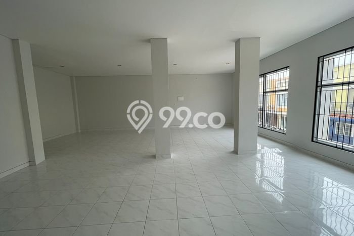 Ruko Komersial Dijual di Serpong Tangerang Selatan LT 81m2 & LB 162m2 Ruko Komersial Dijual di Serpong Tangerang Selatan LT 81m2 & LB 162m2